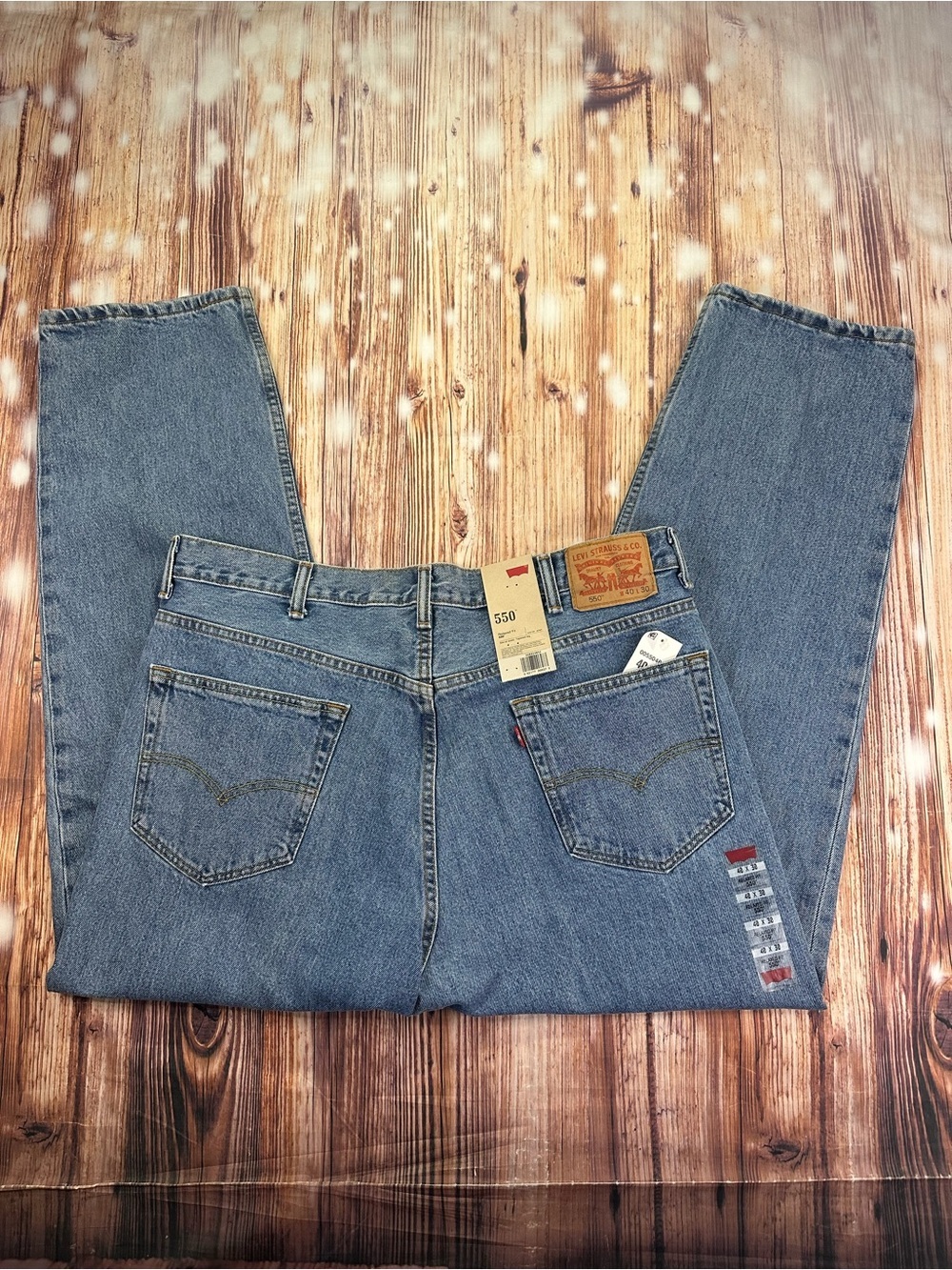 NWT Levi's Men's Blue 550 Relaxed Fit Jeans
Size 40x30